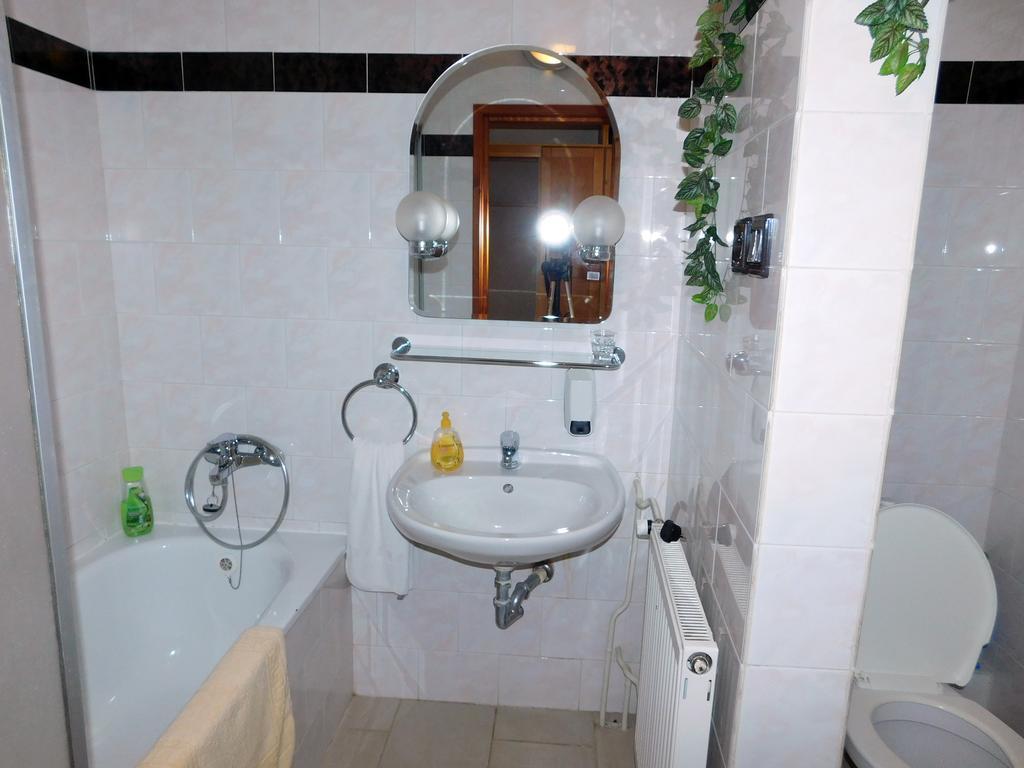 Penzion Sefcik Harichovce Buitenkant foto