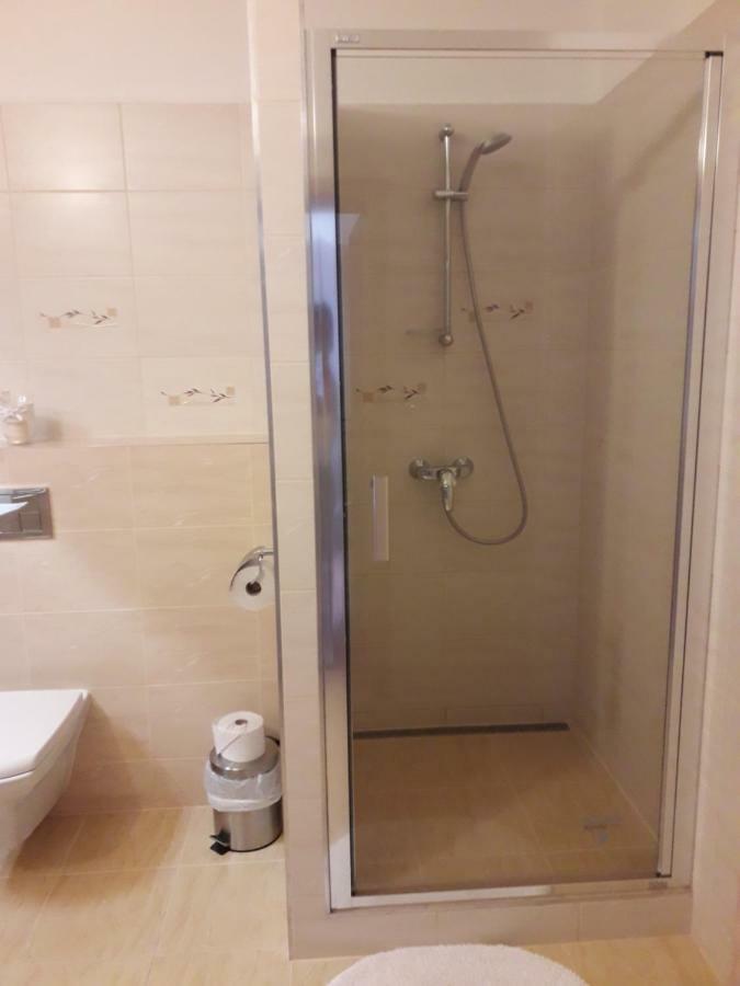 Penzion Sefcik Harichovce Buitenkant foto